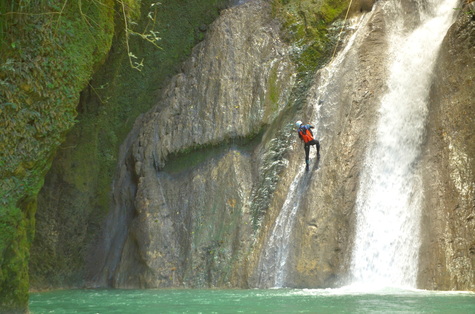 Canyoning Supremacy Do It